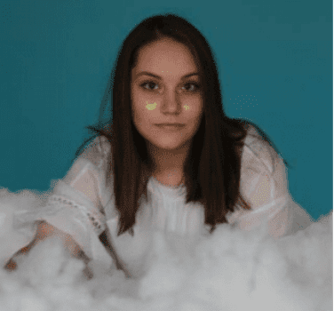 Александра Каменяка