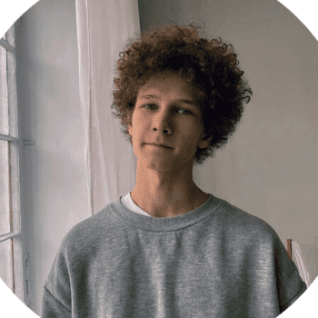 Даниэль Васильев