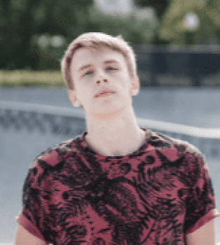 Никита Хвостов