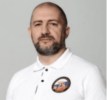 Виталий Ермолаев