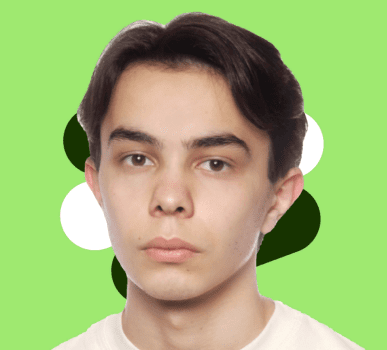 Сабиров Искандер